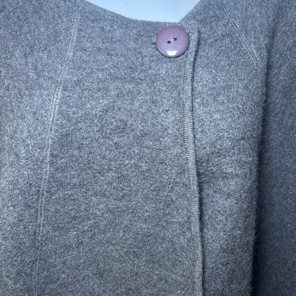 Soft Surroundings Sweater Womens Gray XL Wool Poncho Cape Button Wrap Shawl - Picture 4 of 12